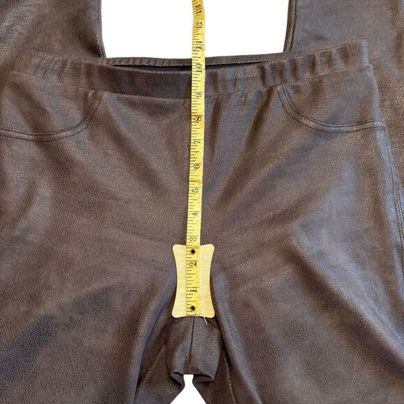 Karen Kane brown faux suede reptile pull on leggings size M - Picture 7 of 8